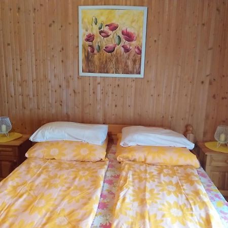 Tavasz Nyaralo Villa Poroszló Exteriör bild