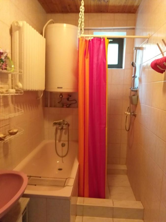 Tavasz Nyaralo Villa Poroszló Exteriör bild